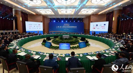 習(xí)近平國(guó)家主席がBRNN第1回理事會(huì)議に祝賀メッセージ