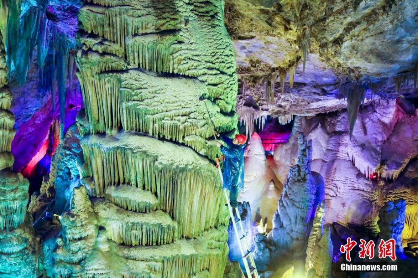 河南省洛陽市の鍾乳洞、4連休前にメンテナンス