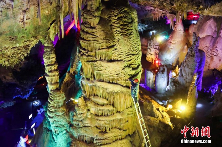 河南省洛陽(yáng)市の鍾乳洞、4連休前にメンテナンス