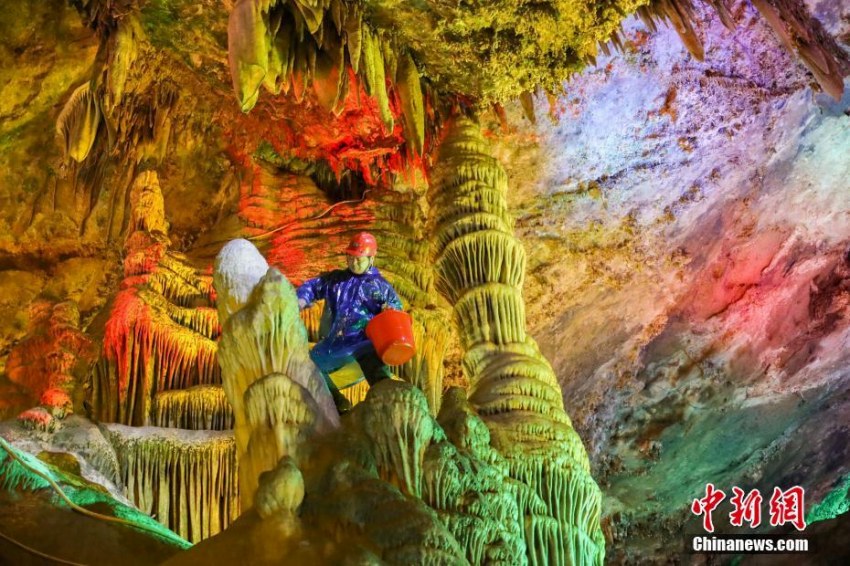 河南省洛陽(yáng)市の鍾乳洞、4連休前にメンテナンス