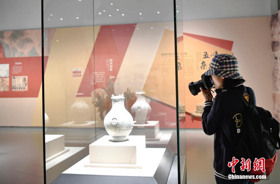 成都博物館で味わう「食卓上の文化の旅」四川省