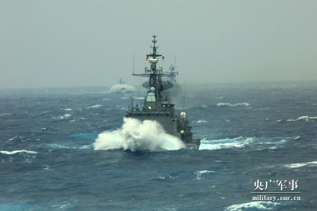 中國タイ両海軍が夜間海上遭遇戦訓(xùn)練