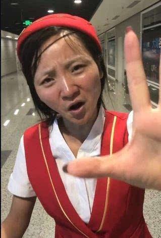 「醜すぎるキャビンアテンダント」の激変ぶりがネットで話題に　中國