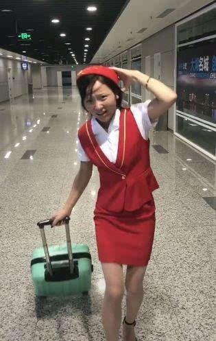 「醜すぎるキャビンアテンダント」の激変ぶりがネットで話題に　中國