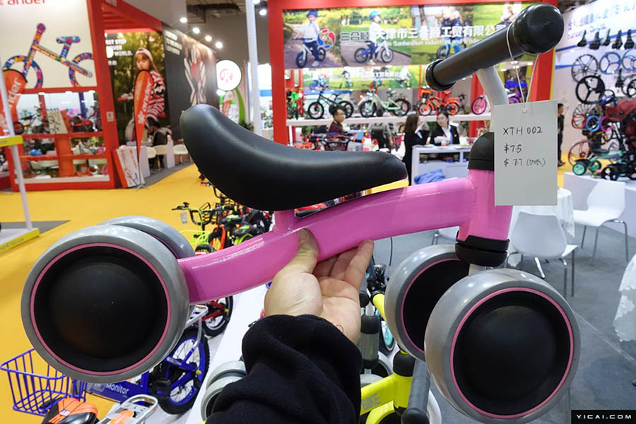 ハイテク?新技術(shù)を活用したユニーク自転車が上海に集結(jié)！