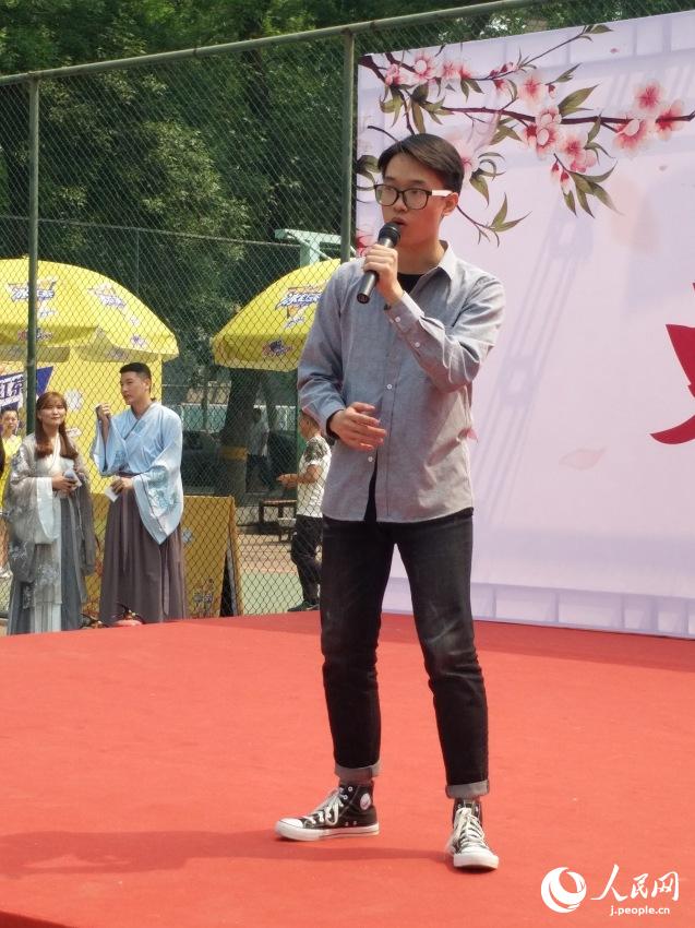 北京語言大學で第8回東方言語文化學院文化祭「一言北語、萬博東方」