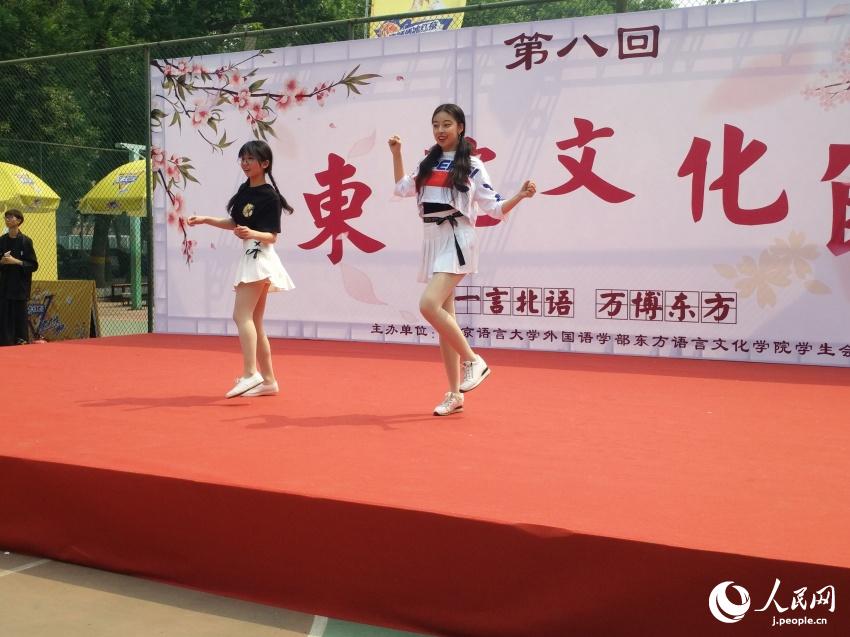 北京語(yǔ)言大學(xué)で第8回東方言語(yǔ)文化學(xué)院文化祭「一言北語(yǔ)、萬(wàn)博東方」