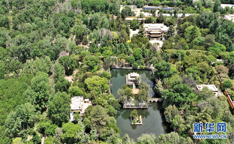 20日、上空から見たノルブリンカの様子（ドローンで撮影?普布扎西）。