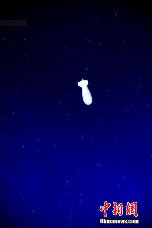 中國(guó)産エアロスタット、7000メートルの滯空高度で世界記録を更新