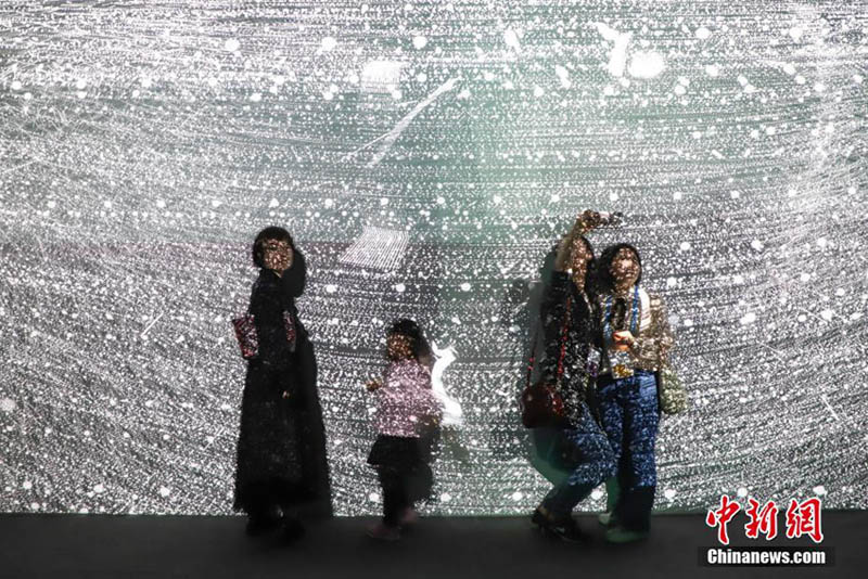 デジタルアート特別展「夢を追いかけて?未來」が貴陽市で開催