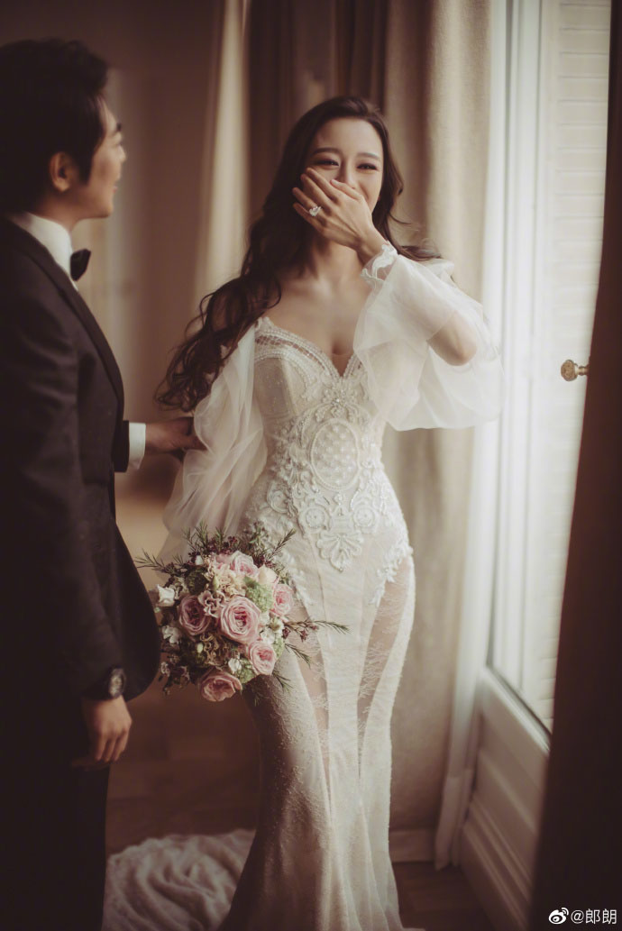 ピアノが結(jié)んだ縁？世界的ピアニストの郎朗さんが結(jié)婚！