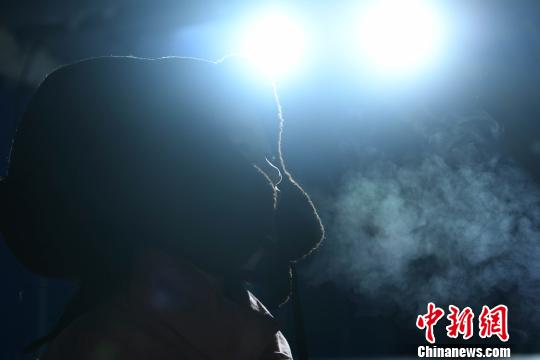 重慶、4日は猛暑日の予報　市民は「氷の世界」で避暑