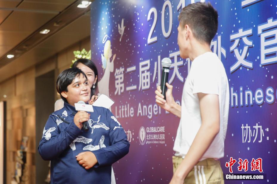 各國の「外交小天使」が中國パフォーマンスで勝負(fù)！