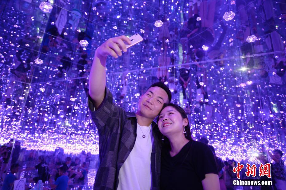 煌めく星空を存分に堪能　フフホトの「星空博物館」が話題に