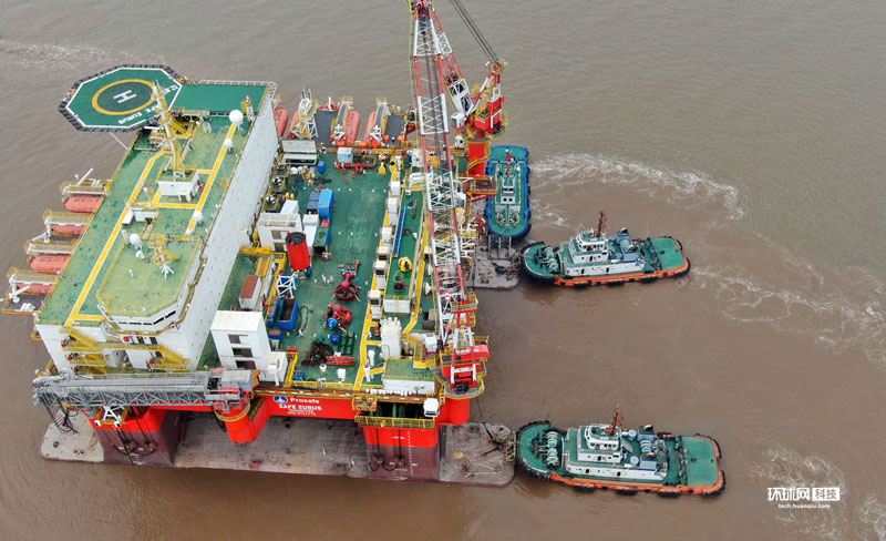 世界最先端の半潛水式海洋生活サービスプラットフォームが試験航行