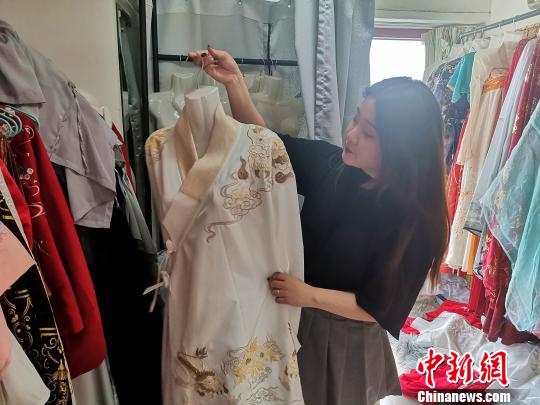 ますます高まる「漢服ブーム」　一時的な流行か文化の復(fù)興か？