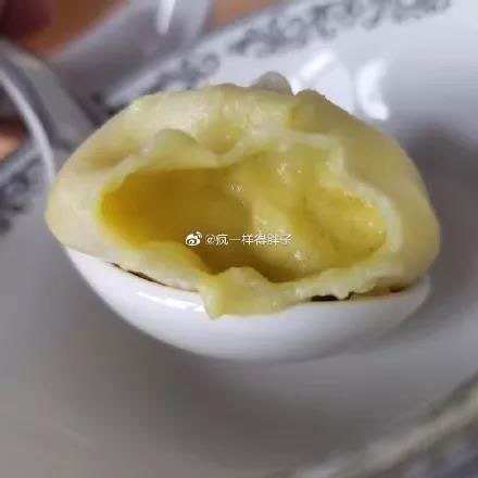 臭豆腐あん+麻婆豆腐がけ小籠包、食べる勇気ある？