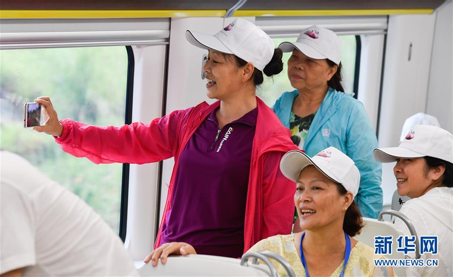 ?？冥味际胁郡冉纪猡蚪Yぶ鉄道が試験営業(yè)を開始　海南省