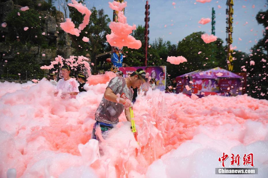 湖南省寧郷で「トウガラシ?バブル」イベント開(kāi)催