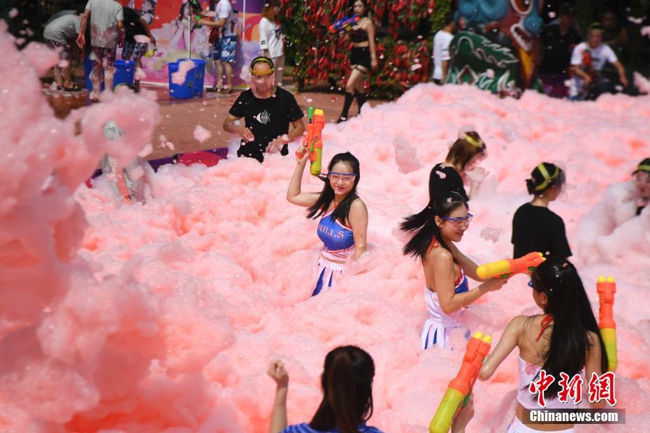 湖南省寧郷で「トウガラシ?バブル」イベント開(kāi)催