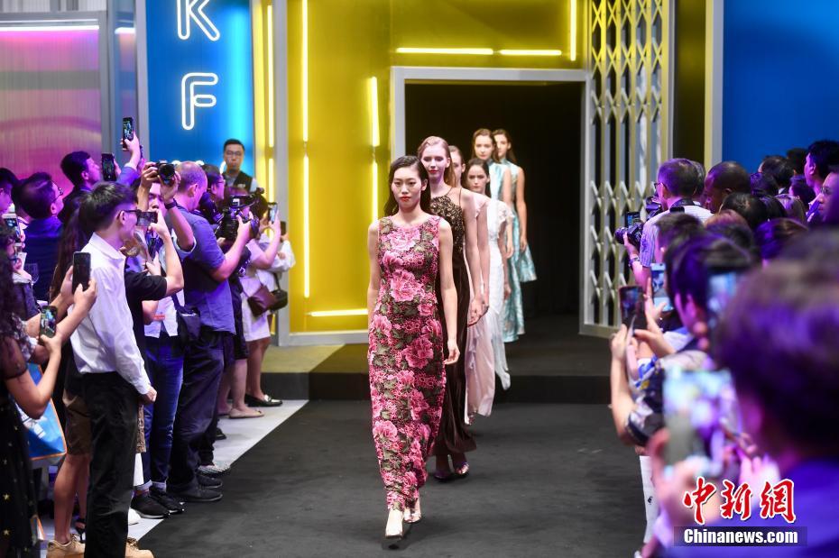 香港ファッションウィーク春夏コレクションが開(kāi)幕