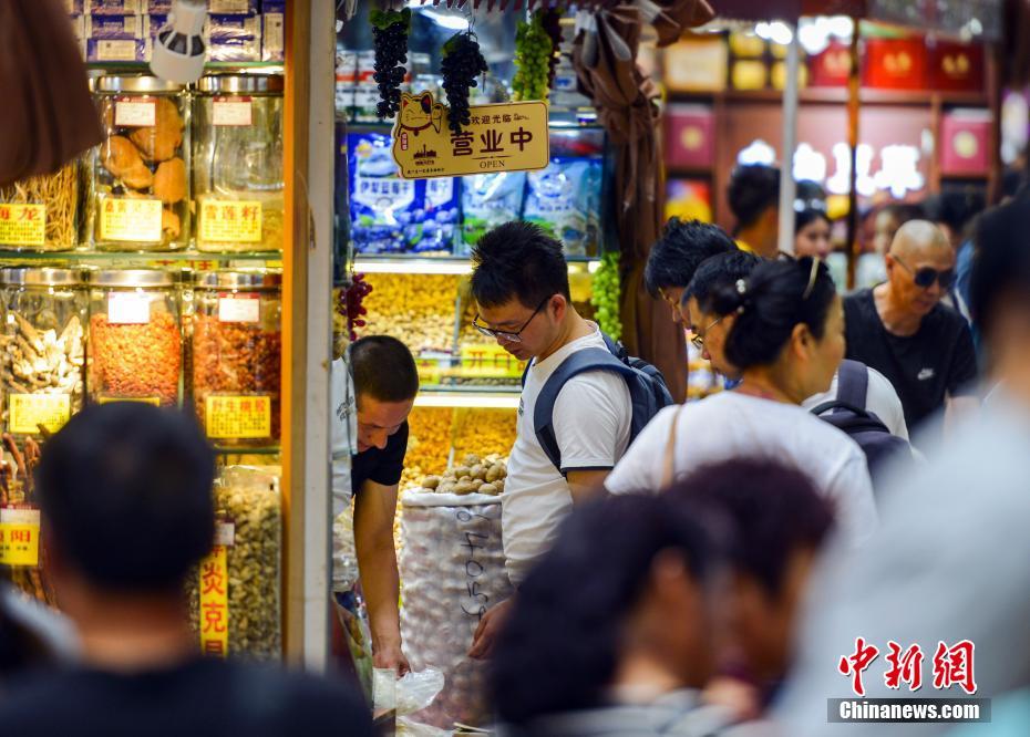 夏が來(lái)た！新疆に行こう！