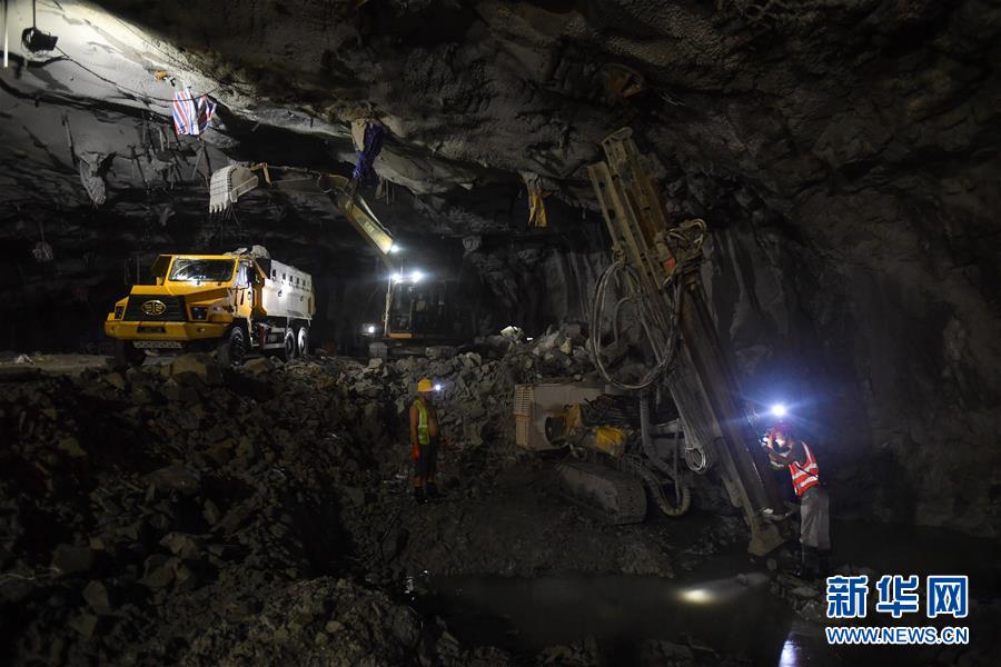 江門ニュートリノ実験インフラ整備、カギとなる段階を迎える