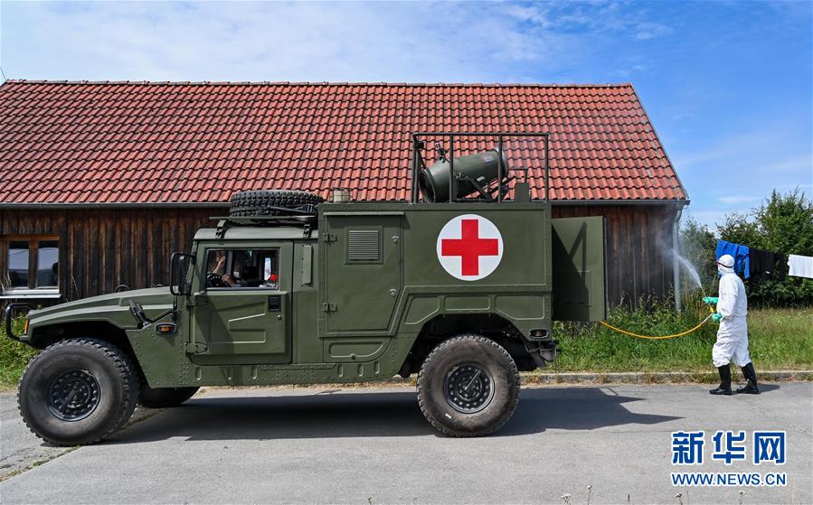 中獨(dú)両軍が衛(wèi)生支援共同訓(xùn)練　一段と実戦的に