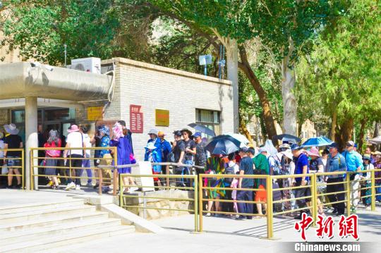 敦煌莫高窟、フレキシブルな入場(chǎng)券販売で観光シーズンの満足度向上