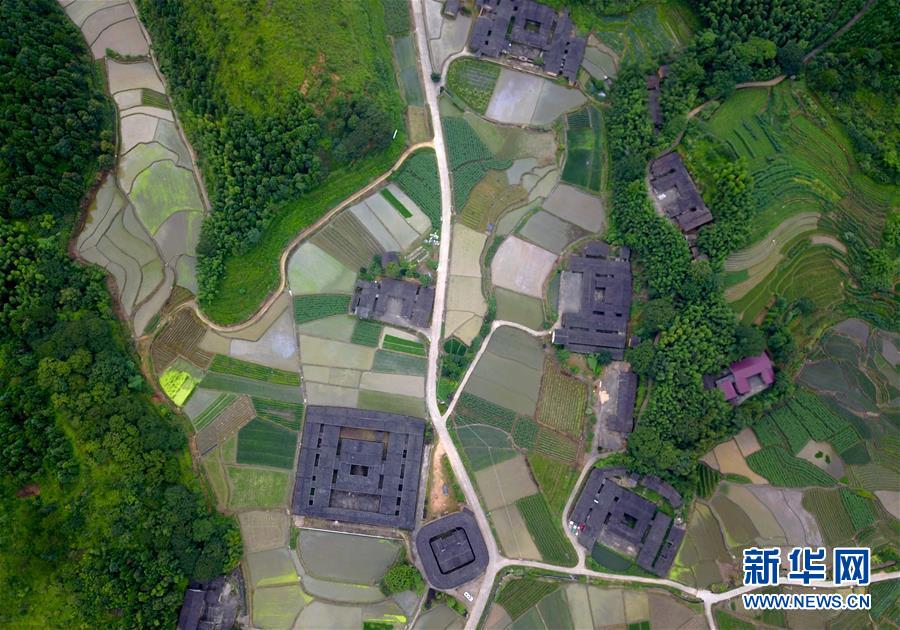 獨特な建築様式が美しい客家土堡の允昇樓　福建省