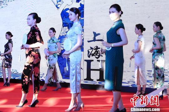 CAには「美」以外にどんな能力が必要？南方航空が乗務(wù)技能大會を一般公開