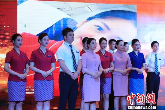 CAには「美」以外にどんな能力が必要？南方航空が乗務(wù)技能大會を一般公開