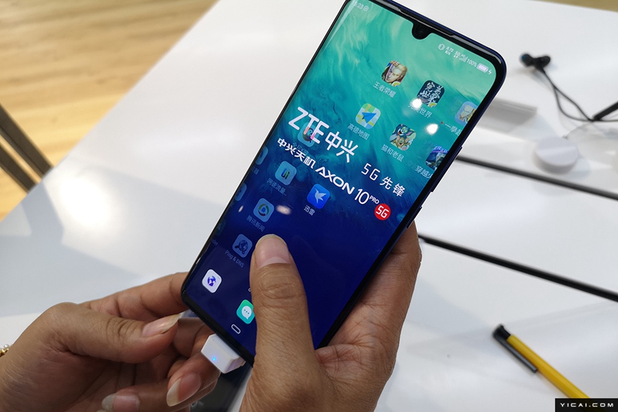 中國國內(nèi)初の5Gスマホが発売、価格は4999元　人気ゲーム「絶地求生」も15秒でダウンロード