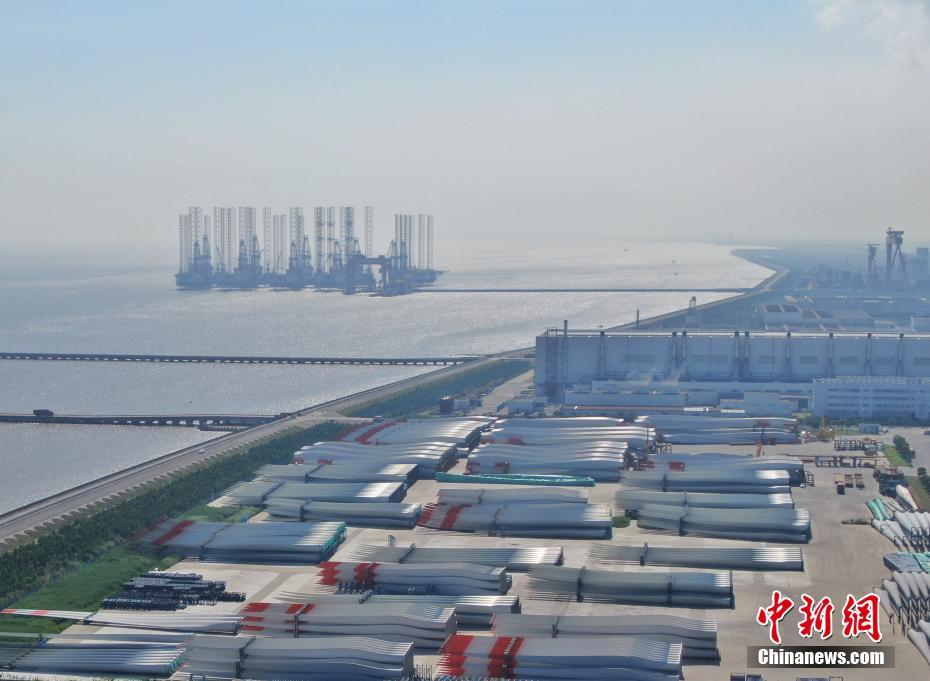 上海自由貿(mào)易試験區(qū)臨港新區(qū)の重要なランドマークを空からチェック！