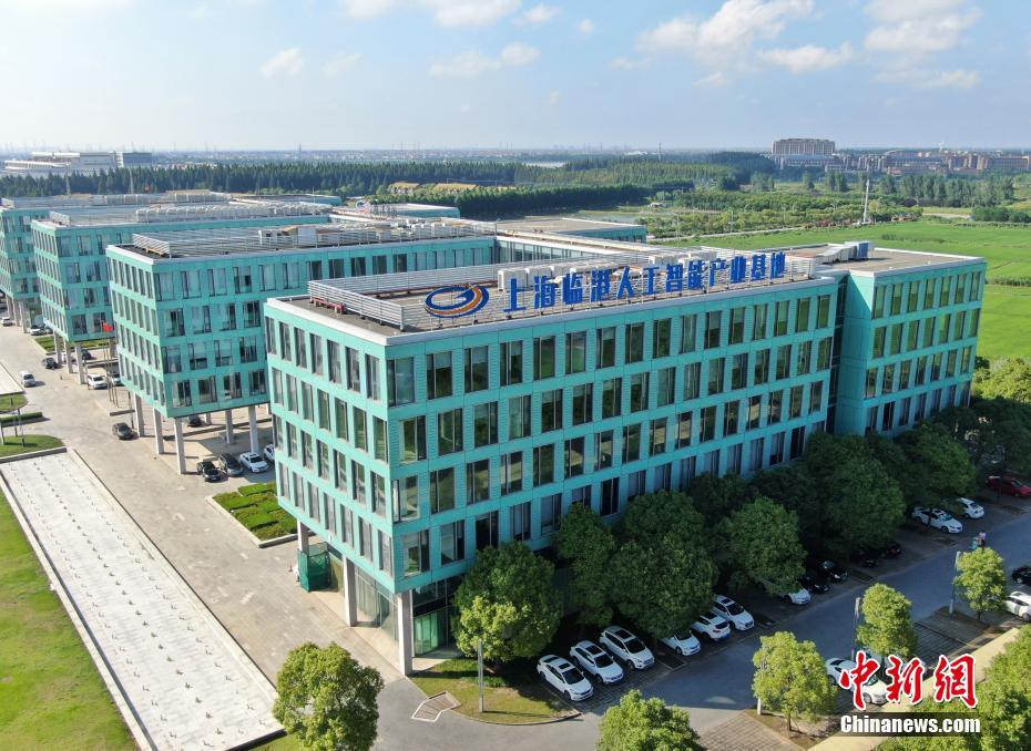 上海自由貿易試験區(qū)臨港新區(qū)の重要なランドマークを空からチェック！