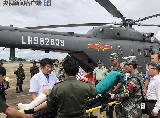 ラオスのバス転落事故、中國(guó)人負(fù)傷者のうち3人が帰國(guó)し治療