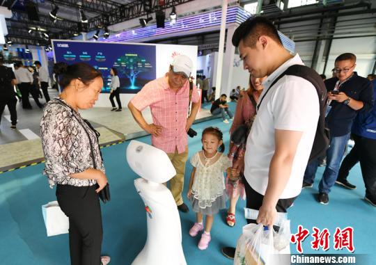 東北アジア博覧會(huì)初の5G館でスマートライフを體感　吉林省長春