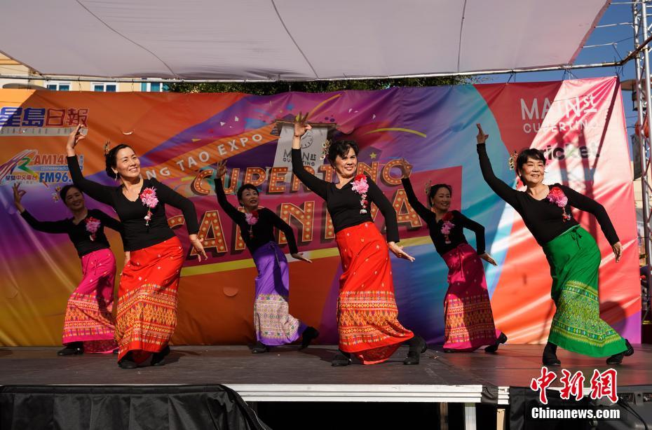 米サンフランシスコ?ベイエリアで広場(chǎng)ダンスコンテスト開(kāi)催