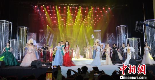 新疆ウイグル自治區(qū)の美女がミス?インターナショナル中國代表に