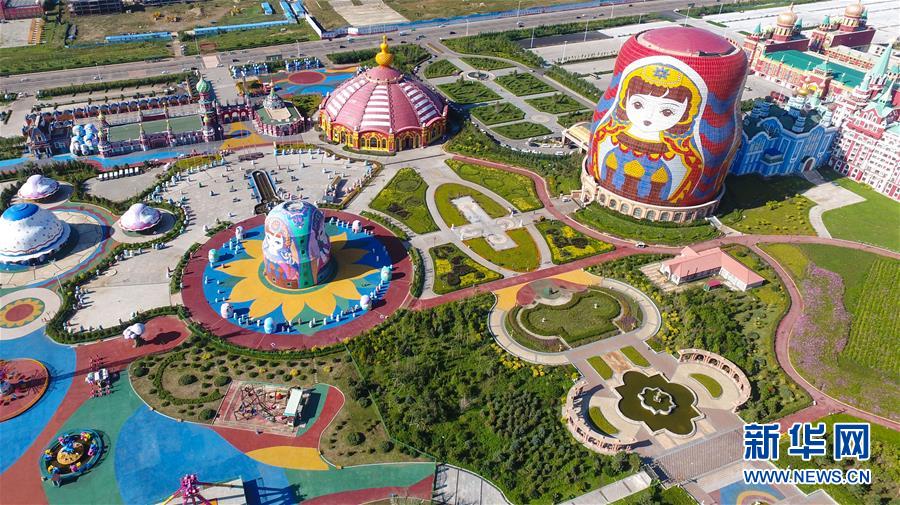 童話の世界を満喫　內(nèi)蒙古満州里のマトリョーシカ広場