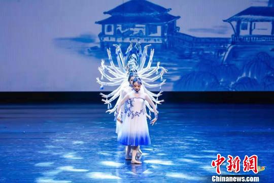 國內(nèi)外の蕓術(shù)家による蕓術(shù)公演「相約敦煌?2019」　甘粛省敦煌