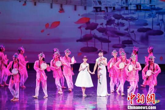 國內(nèi)外の蕓術(shù)家による蕓術(shù)公演「相約敦煌?2019」　甘粛省敦煌