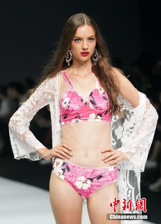 香港の國(guó)際ファッションイベントで「マカオファッションショー」開催