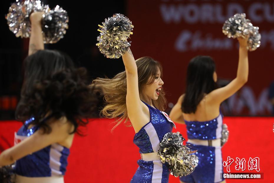 チアリーダーも弾ける！2019バスケットW杯　南京