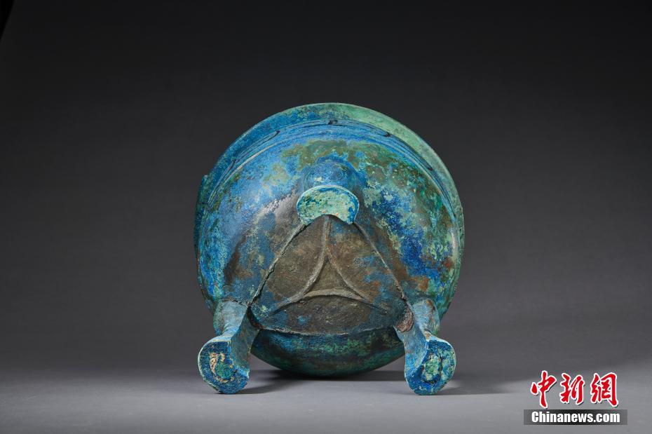 日本に流出した國家一級(jí)文化財(cái)「曾伯克父青銅組器」が中國に返還