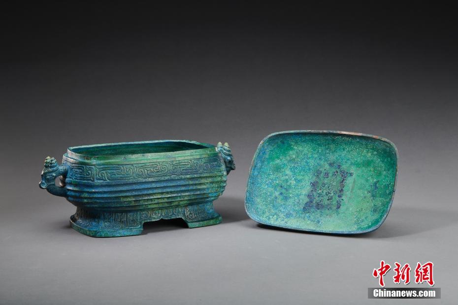 日本に流出した國家一級文化財(cái)「曾伯克父青銅組器」が中國に返還