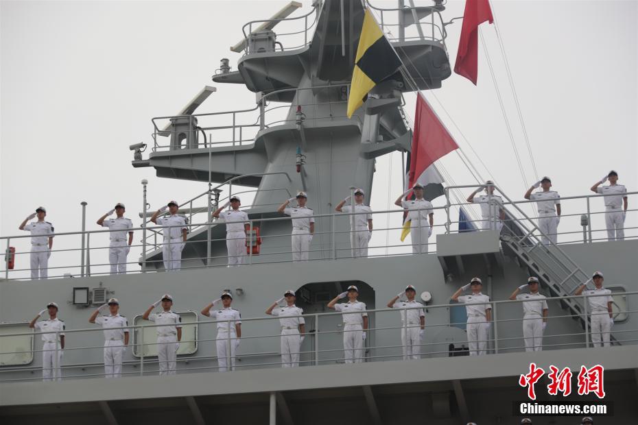 中國(guó)海軍「戚継光」艦が遠(yuǎn)洋航行実習(xí)とアジア太平洋諸國(guó)歴訪へ出航