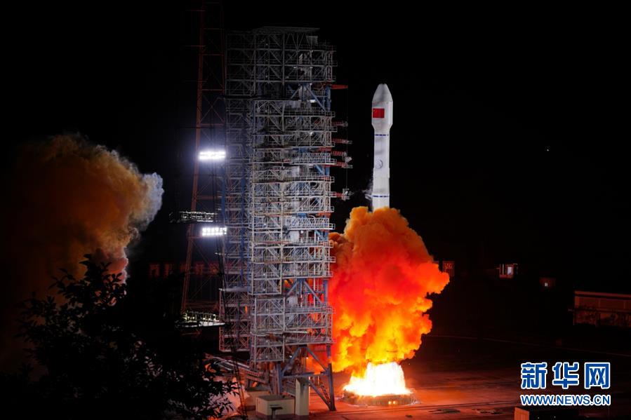 中國、北斗3號衛(wèi)星の2基同時打ち上げに成功