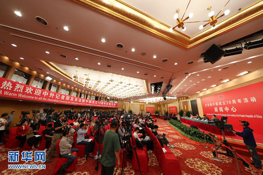 多くの新型武器が初登場(chǎng)、総規(guī)模1萬(wàn)5000人　國(guó)慶節(jié)閲兵式