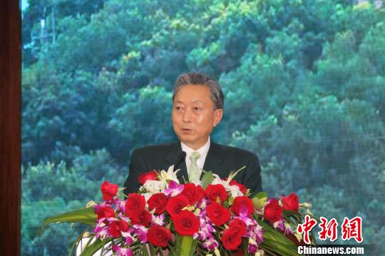 鳩山由紀(jì)夫氏が武漢大學(xué)の名譽(yù)教授に　湖北省